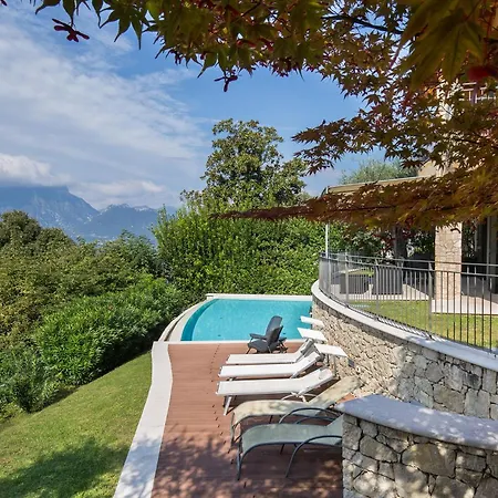 Villa Loncrino Entire Private